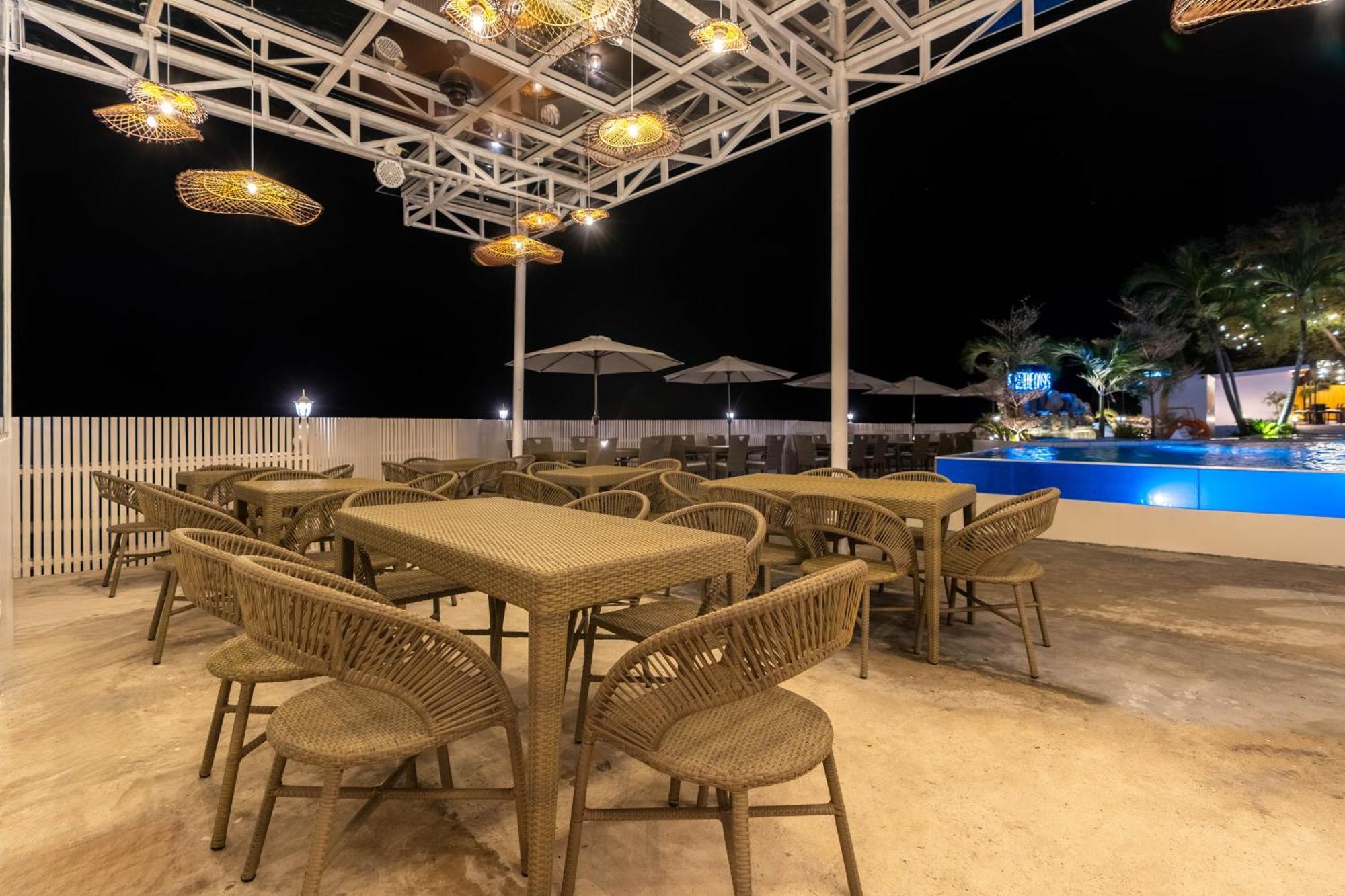 Serene Oasis Resort - Oslob Cebu Philippines Extérieur photo